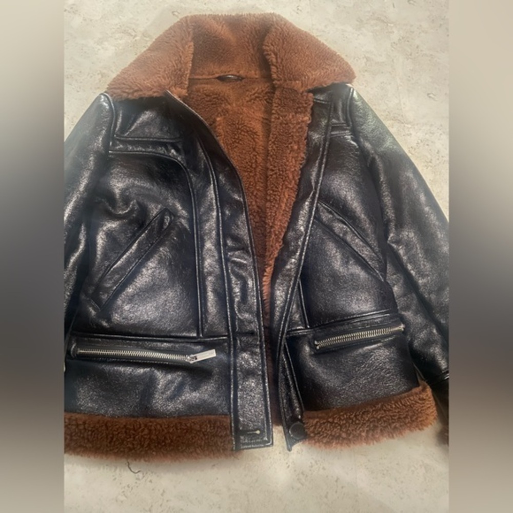 Guess jacket - size unknown